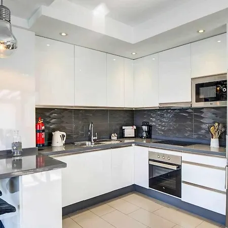 Five Dreams , 2 Piscina Privada