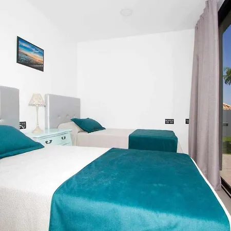 Five Dreams , 2 Piscina Privada